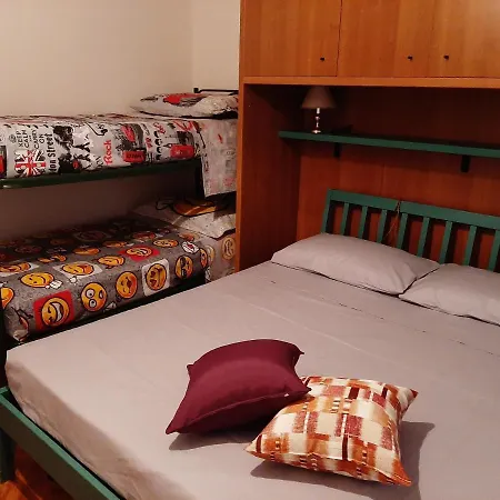 Casa Angelo Ferienhaus Torri Del Benaco