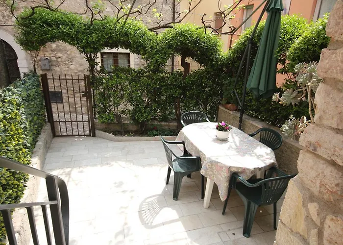 Casa Angelo Nyaraló